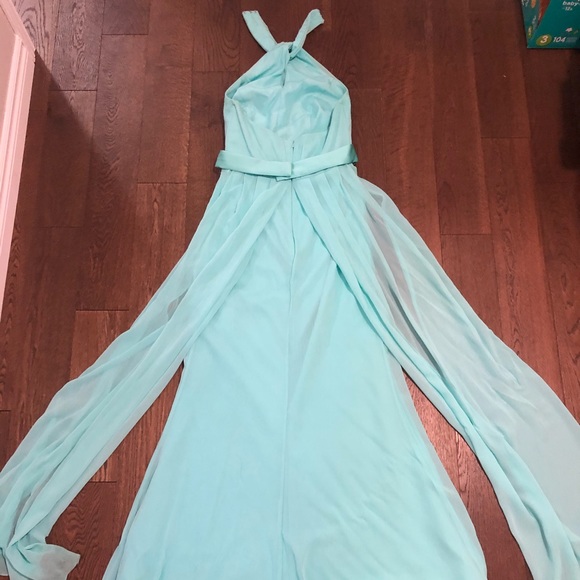 Vera Wang Bridesmaid Dress - Picture 3 of 6